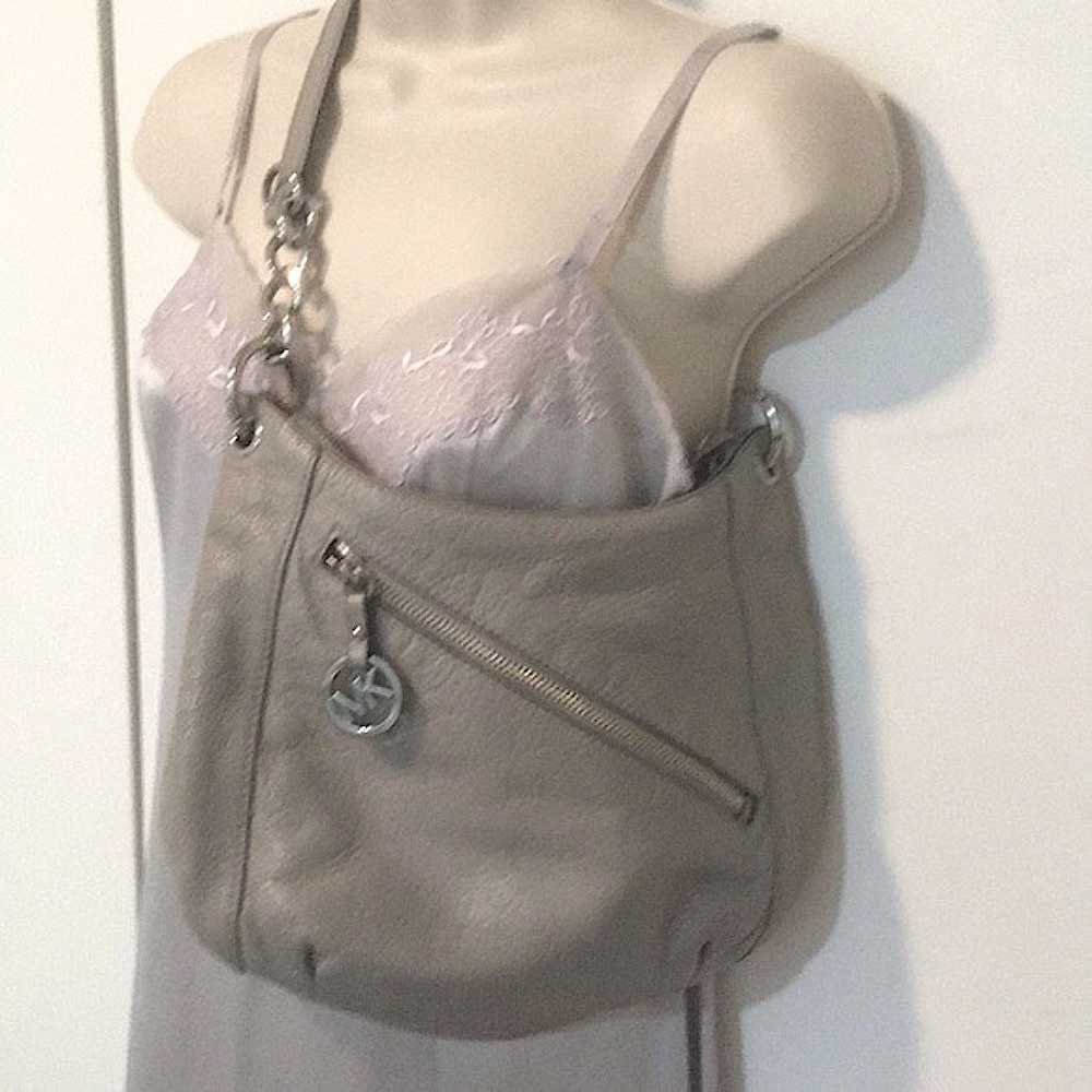 Michael Kors Pebble leather grey hobo